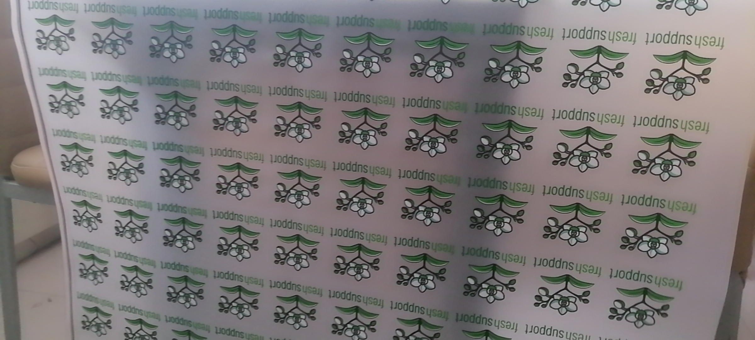 新增白墨烫画，解决小订单不及时问题